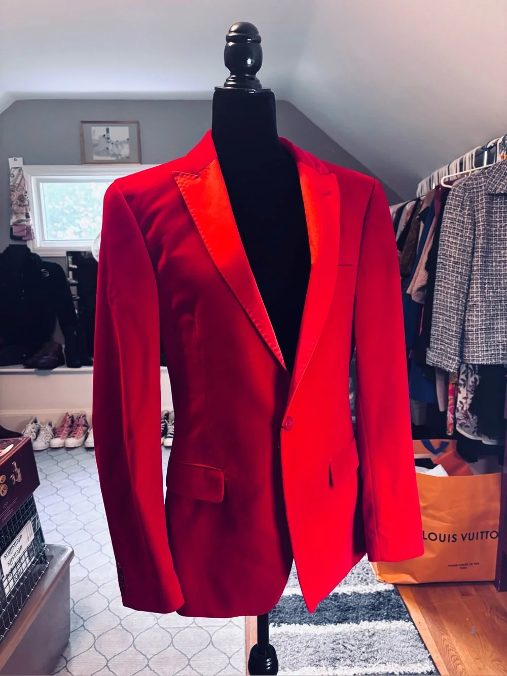 NWT Suslo Couture Red Velvet Satin Shawl Lapel Slim Fit Dinner Jacket | M/40